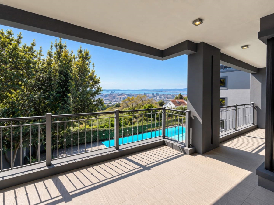 5 Bedroom Property for Sale in Higgovale Western Cape